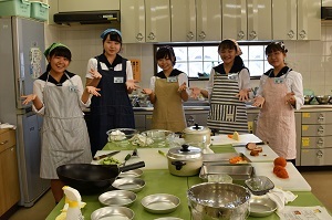 家庭科部 ランチ作りの講師 市高トピックス 家庭科部 ランチ作りの講師 市高トピックス