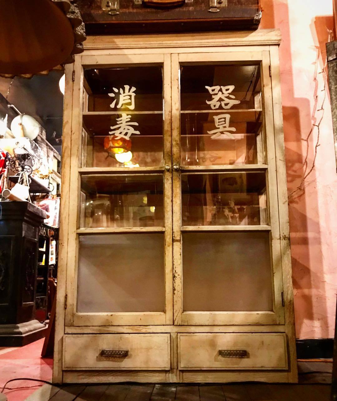 昭和レトロ 棚 値下げ‼️ Amazon.co.jp: 昭和レトロな下駄箱