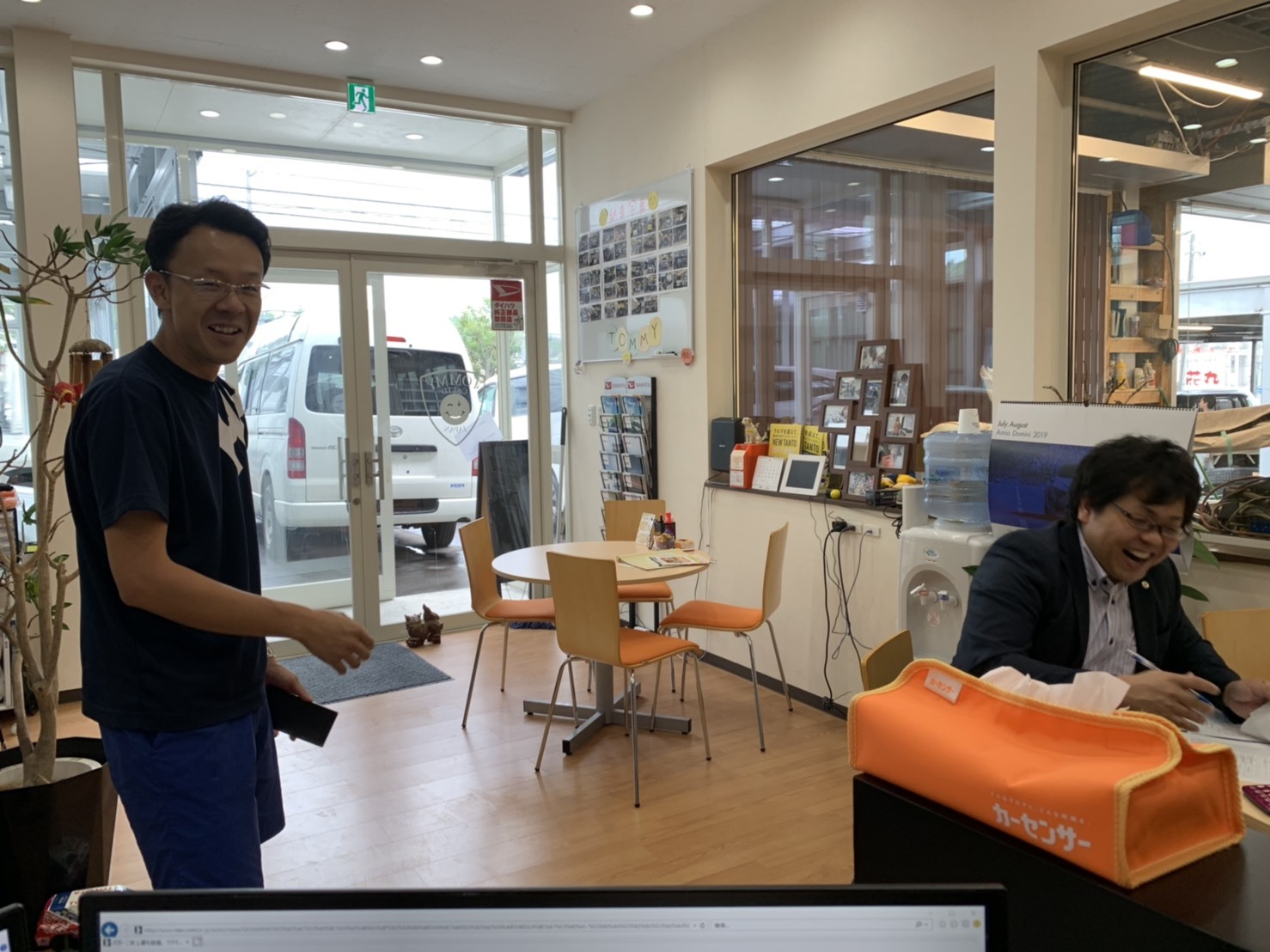 8月8日(木)本店ブログ♪ フォード エクスプローラー リミテッド 入庫しました ランクル ハマー アルファード♪_b0127002_19234485.jpg