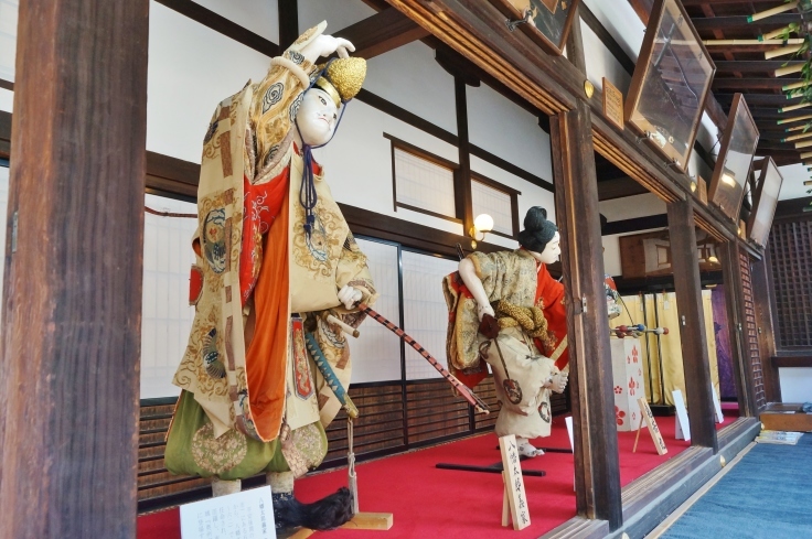 天神祭の御迎人形としじみの藤棚_b0063958_22055342.jpg