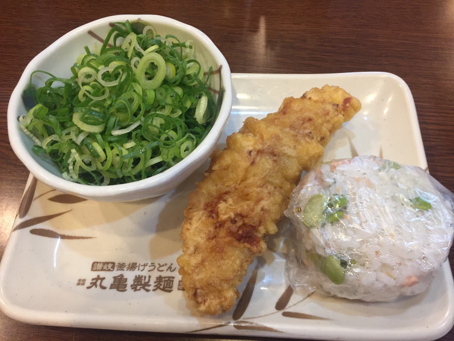 自家製麺讃岐釜揚げうどん丸亀製麺 夏限定 旨辛 肉つけうどん