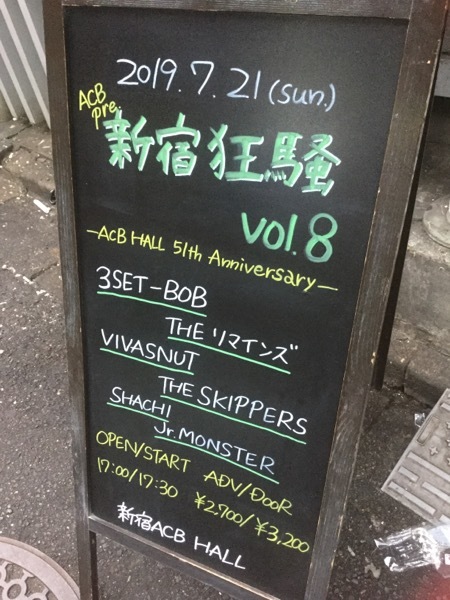 d0082970_08443904.jpeg