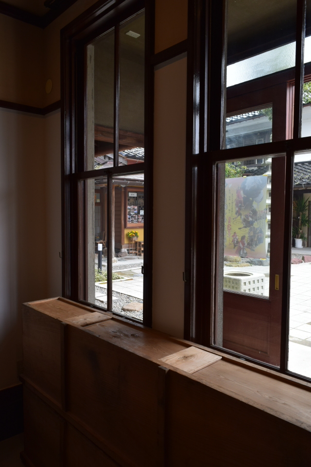 富山県高岡市の山町ヴァレー(昭和モダン建築探訪)_f0142606_07590786.jpg