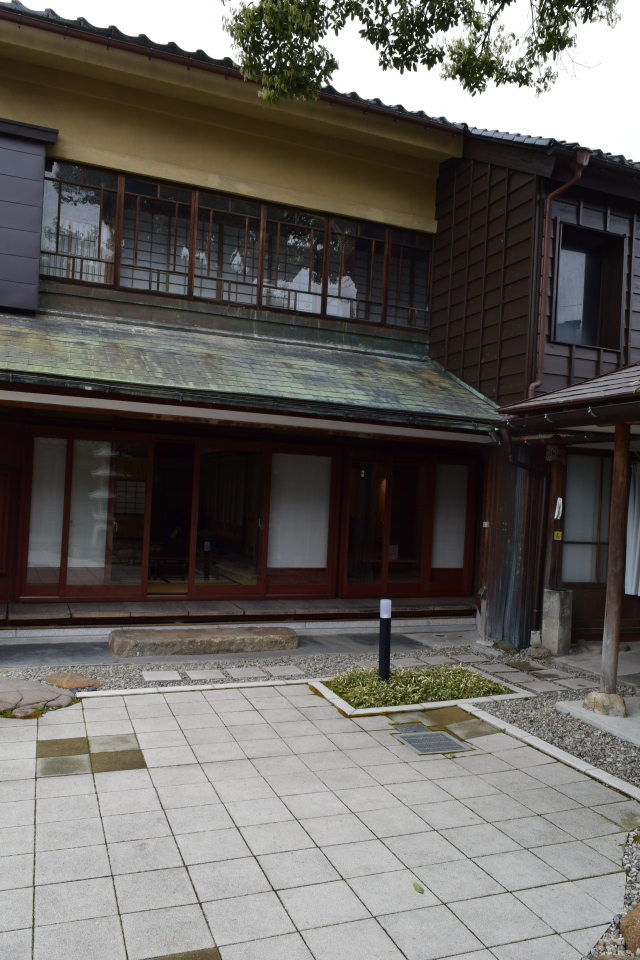 富山県高岡市の山町ヴァレー(昭和モダン建築探訪)_f0142606_08001499.jpg