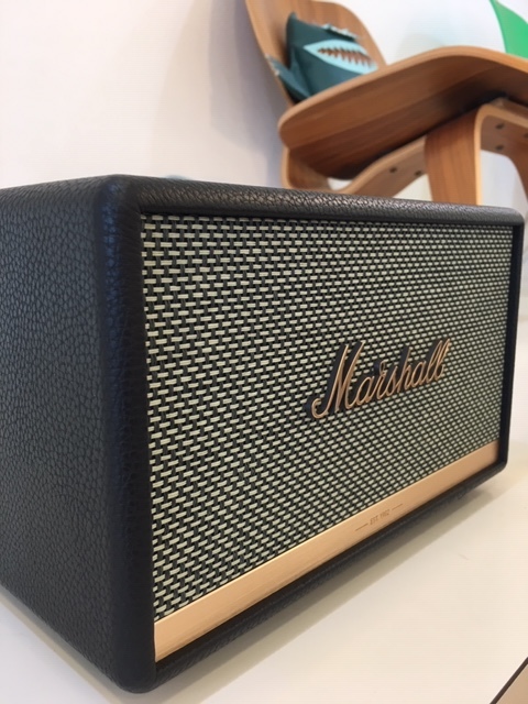 イギリスを代表し半世紀以上に渡る歴史を誇るMARSHALLからスピーカー!_b0125570_10403492.jpg