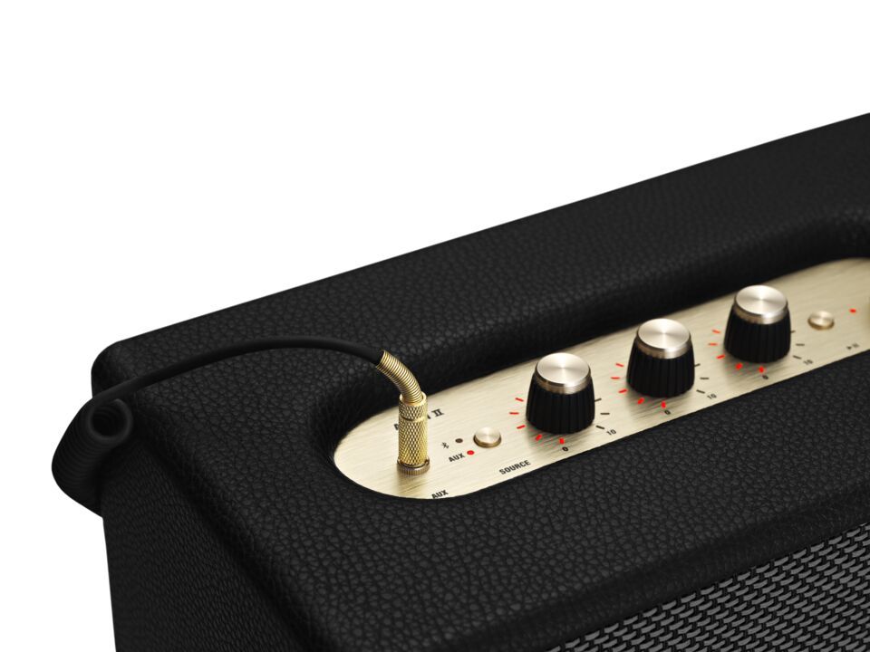 イギリスを代表し半世紀以上に渡る歴史を誇るMARSHALLからスピーカー!_b0125570_10433751.jpg
