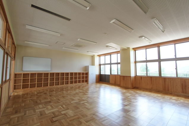 小学校の増築棟_d0067498_11481875.jpg