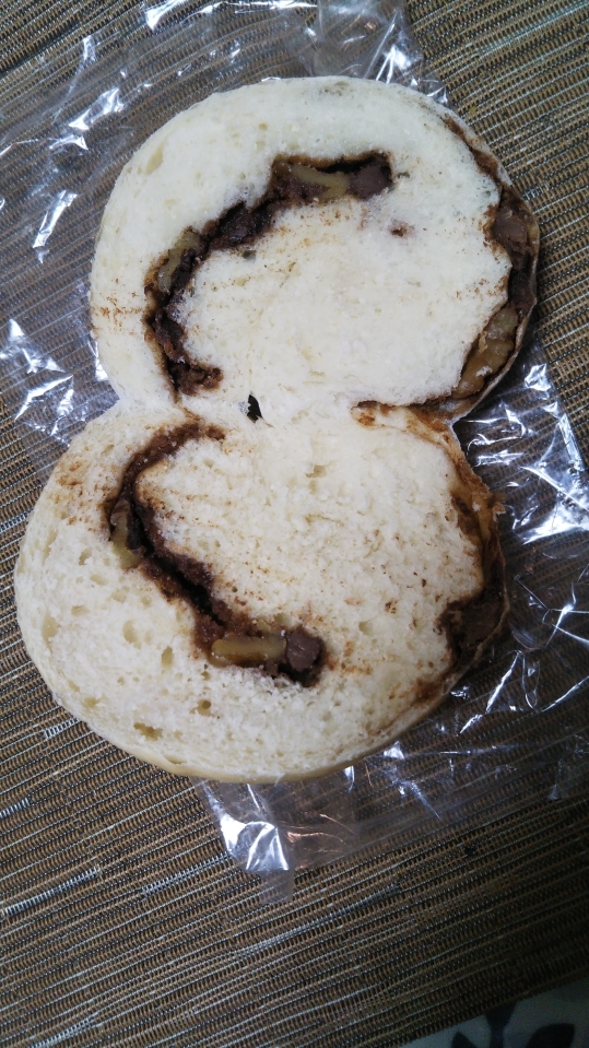 カリンベーグル シナモン・チョコ_f0076001_23435265.jpg