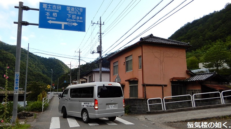 e0304702_19394911.jpg