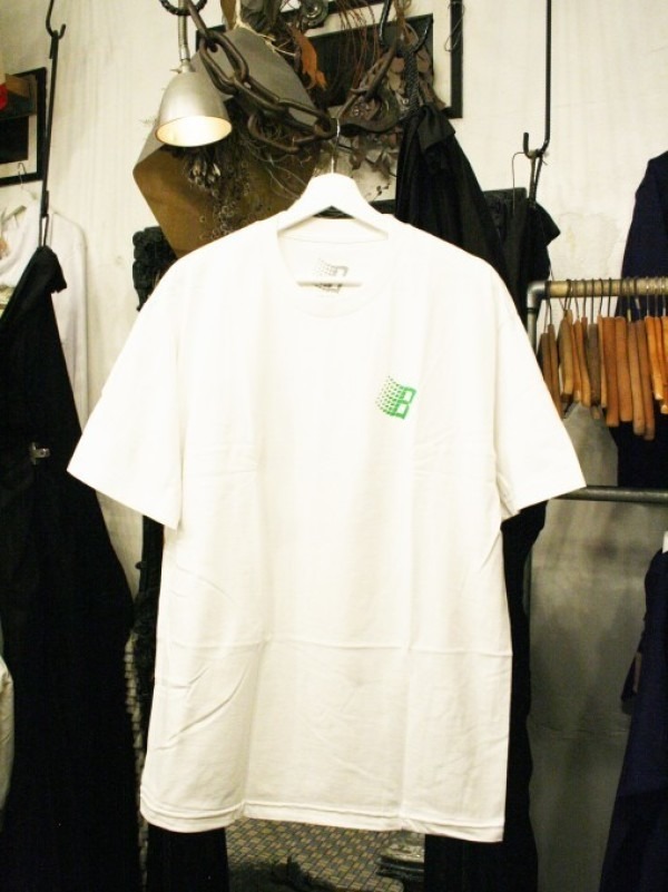 伊藤會　後篇(食事篇)　入荷、シュプリーム、ゴーシャラブチンスキ―、ブロンズ５６K　新品Tシャツなど_f0180307_23575653.jpg