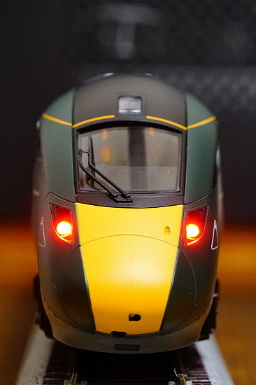 英国車の波が来た？！：Hornby HITACHI Class800_f0037227_23172748.jpg