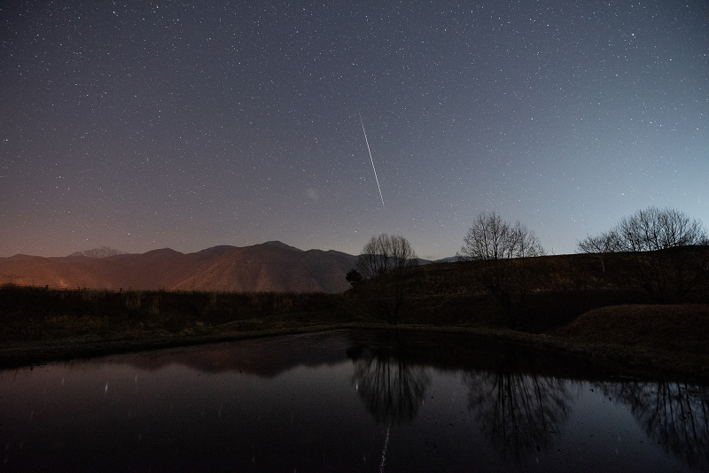 南アルプスと流星_c0216331_22022027.jpg