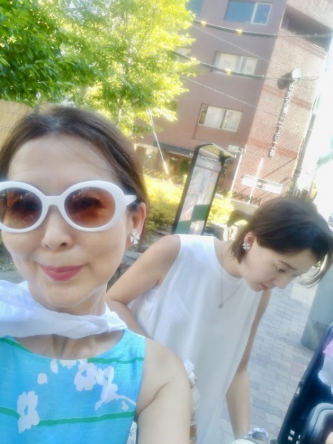 e0332036_10585843.jpeg