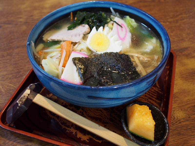 【蕎麦屋のラーメンはうまい！】飯能 長寿庵の「五目らーめん」_b0008655_22291754.jpg