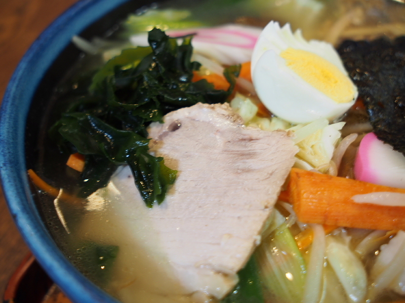 【蕎麦屋のラーメンはうまい！】飯能 長寿庵の「五目らーめん」_b0008655_22301831.jpg