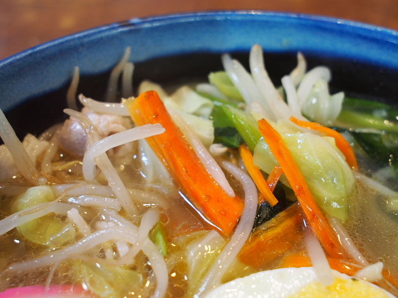 【蕎麦屋のラーメンはうまい！】飯能 長寿庵の「五目らーめん」_b0008655_22350523.jpg