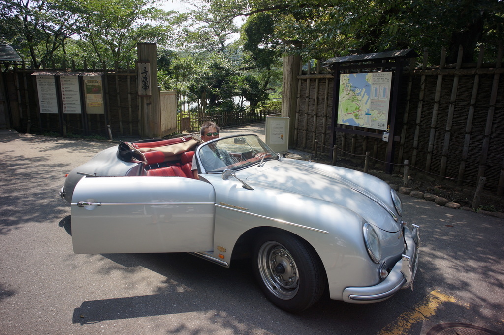 移動手段のためだけじゃない、自動車。_c0180686_20530931.jpg