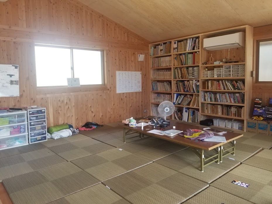 新しい部室の話_d0237801_01275911.jpg