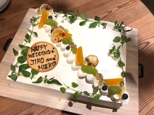 結婚パーティーに行ってきました♬_a0284626_16343111.jpg