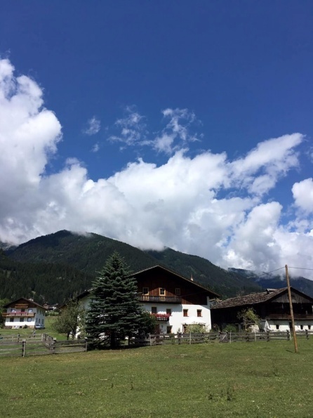 2019夏のイタリア旅行記8　オーストリアへ国境越えサイクリング！_d0041729_10121724.jpg