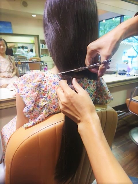 ヘアドネーションでばっさりカット☆_a0272765_15493868.jpg