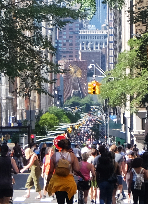 Summer Streets、夏のニューヨークの街角風景_b0007805_00035846.jpg