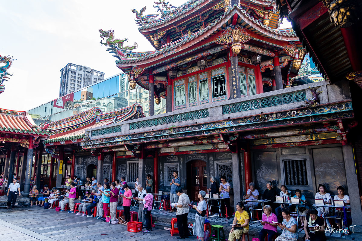 台湾 -8- 〜龍山寺〜_f0152550_15085630.jpg
