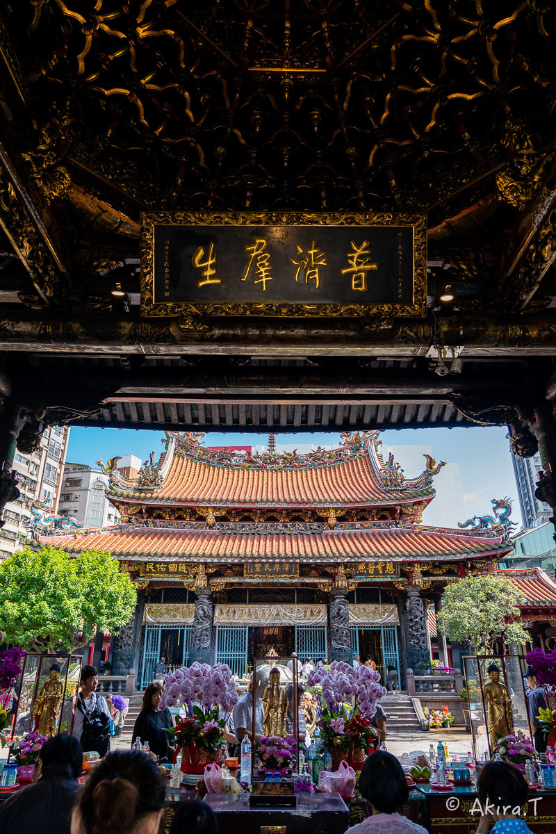 台湾 -8- 〜龍山寺〜_f0152550_15090432.jpg