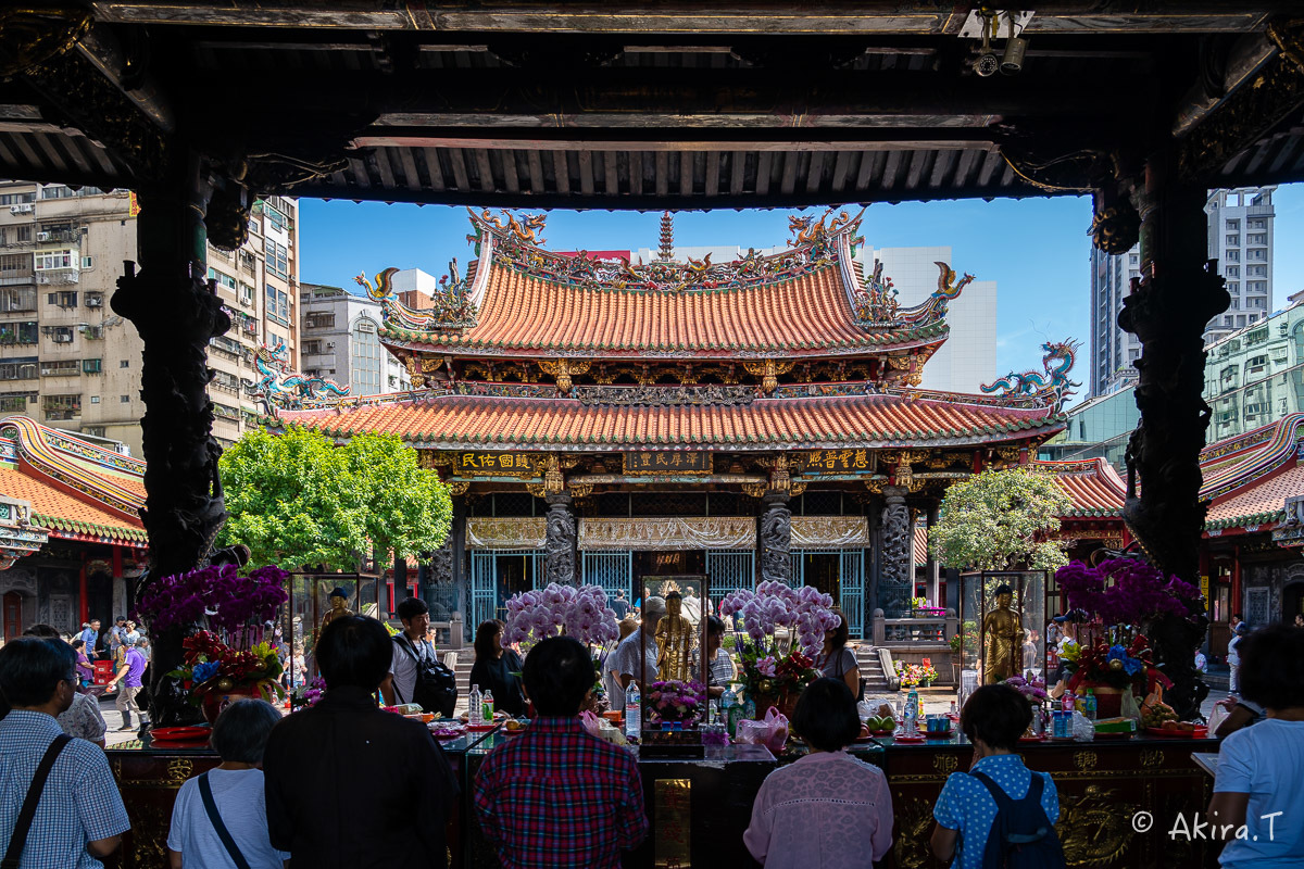 台湾 -8- 〜龍山寺〜_f0152550_15091231.jpg