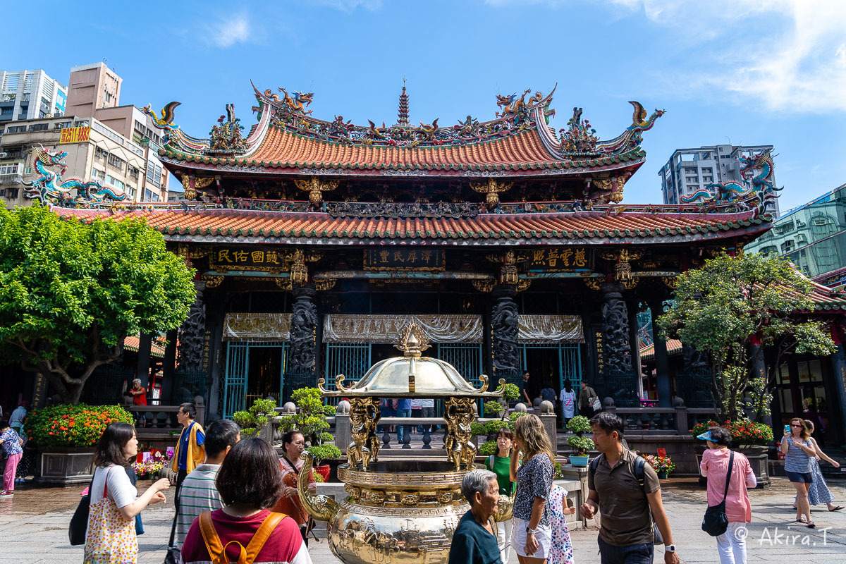 台湾 -8- 〜龍山寺〜_f0152550_15112663.jpg