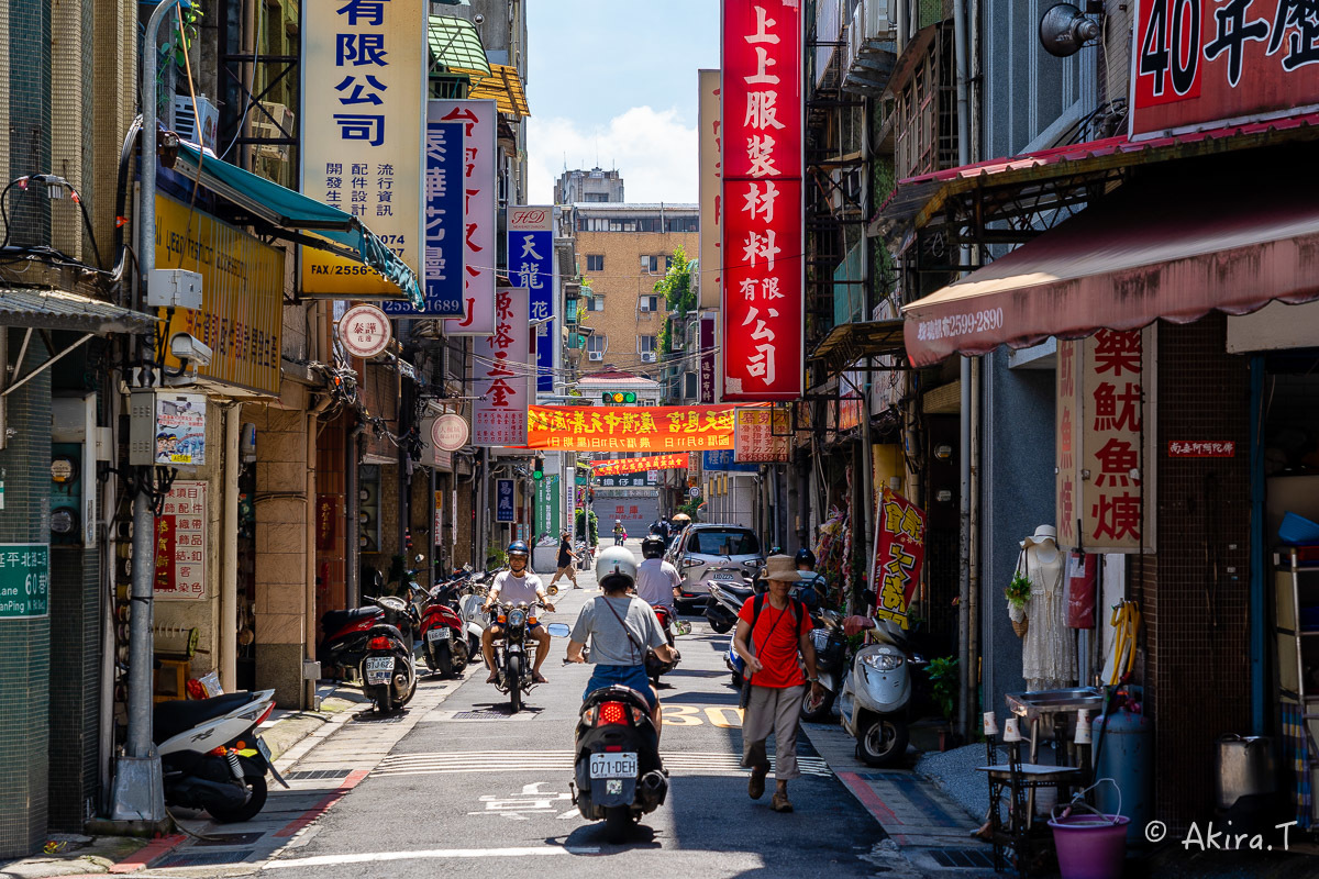 台湾 -9- 〜迪化街 1〜_f0152550_16483482.jpg