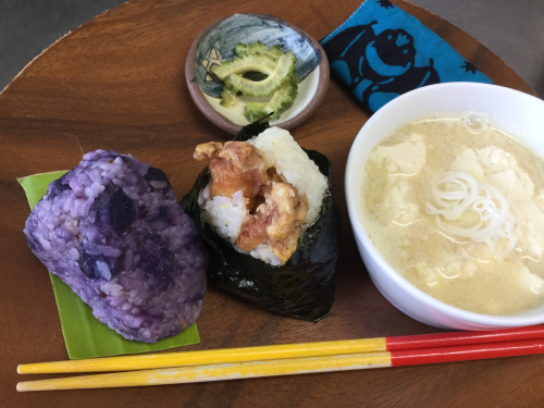 8/16おにぎり_e0131462_07444935.jpg