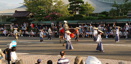 祭りウイーク　荘内大祭　大名行列　灯籠流し　おいやさ踊り　赤川花火大会　そして・・・高校野球_f0168873_19055655.jpg