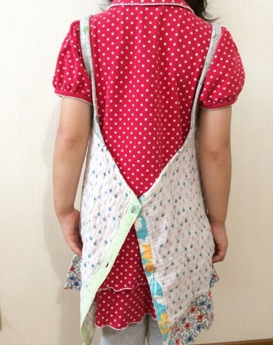 ワンピースをエプロンにリメイク Smile Handmade スマイルハンドメイドのブログ ワンピースをエプロンにリメイク Smile Handmade スマイルハンドメイドのブログ