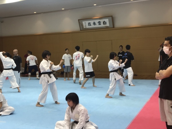 第27回全国中学生空手道選手権大会 開会式_e0238098_18270673.jpeg