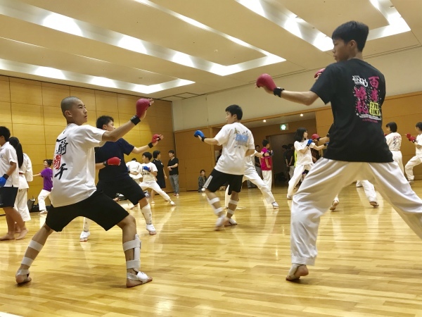 第27回全国中学生空手道選手権大会 開会式_e0238098_18274604.jpeg