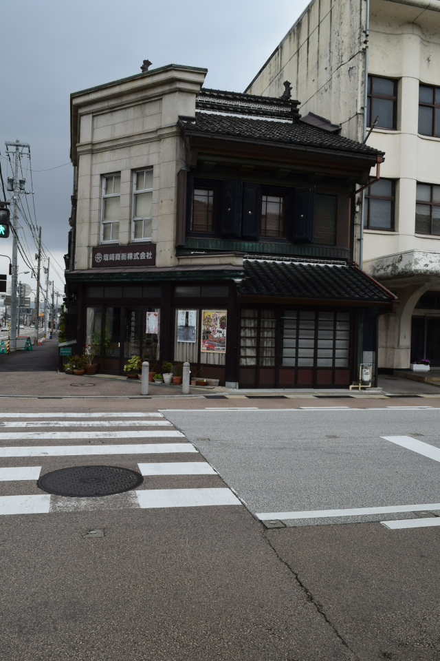 不動貯金銀行高岡支店(建築家・関根要太郎作品研究)_f0142606_10520860.jpg