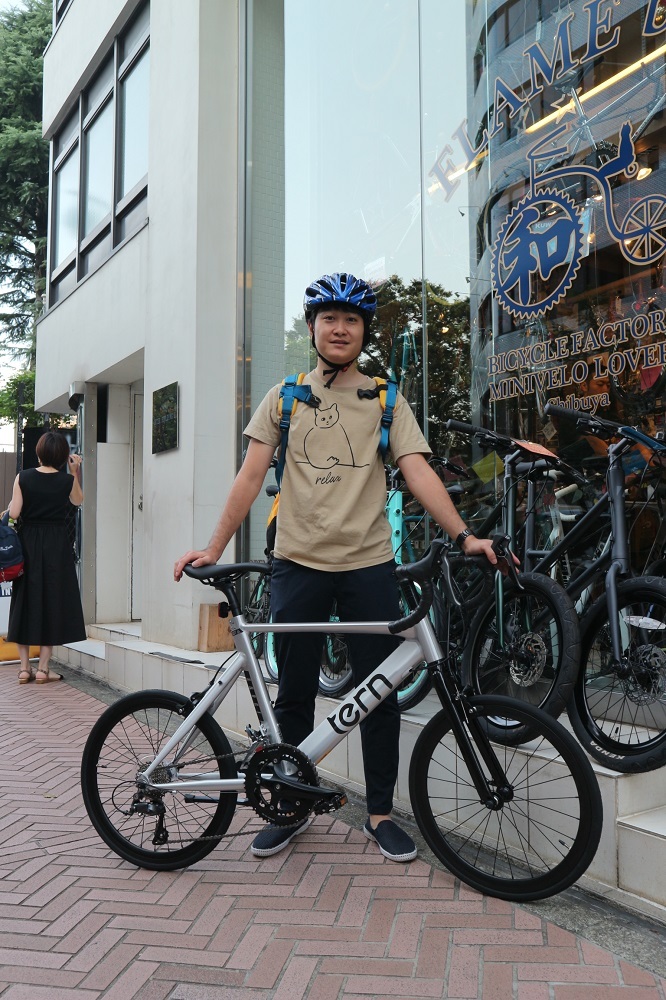 8月17日　渋谷　原宿　の自転車屋　FLAME bike前です_e0188759_17560106.jpg
