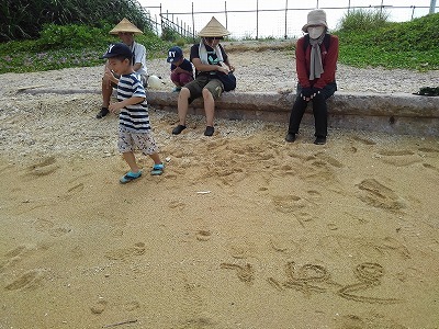 Ａさんファミリーの海遊（あし）び_c0180460_12093043.jpg