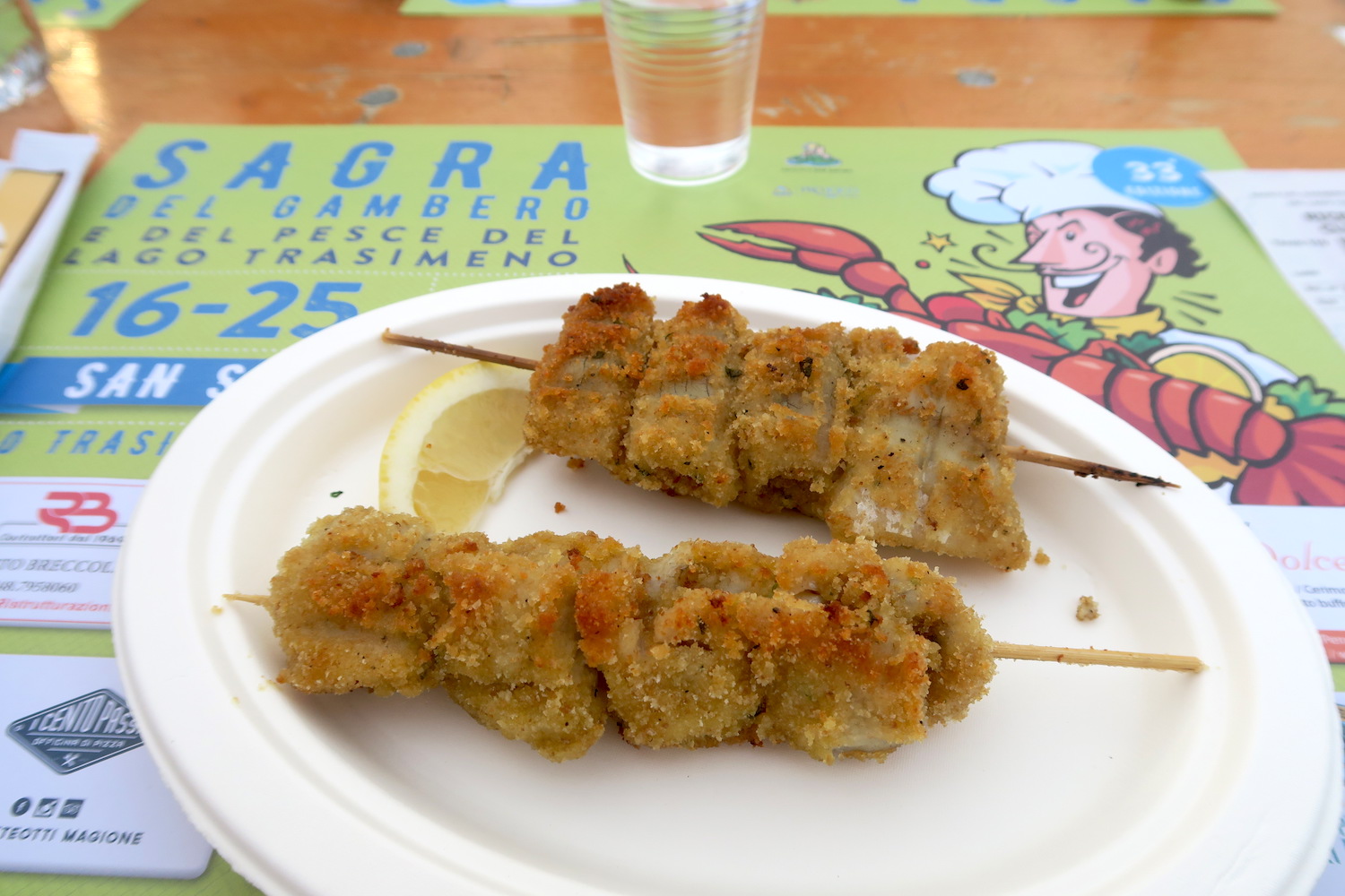 夕焼けに湖燃える村祭り、サン・サヴィーノ_f0234936_75440100.jpg