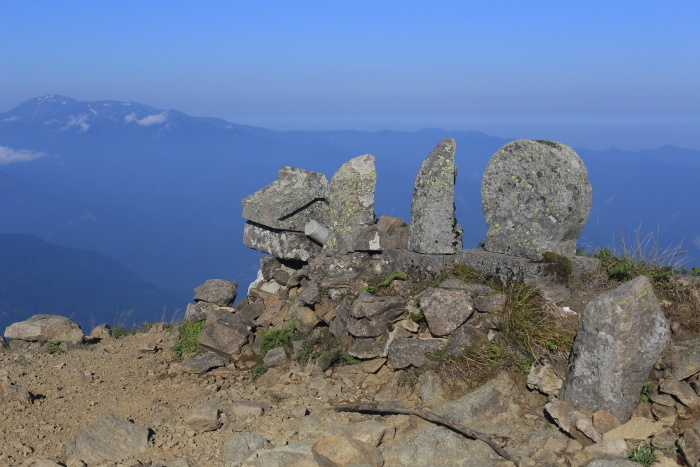 雨飾山 190818 灼熱の低山ハイク_e0338862_14475020.jpg