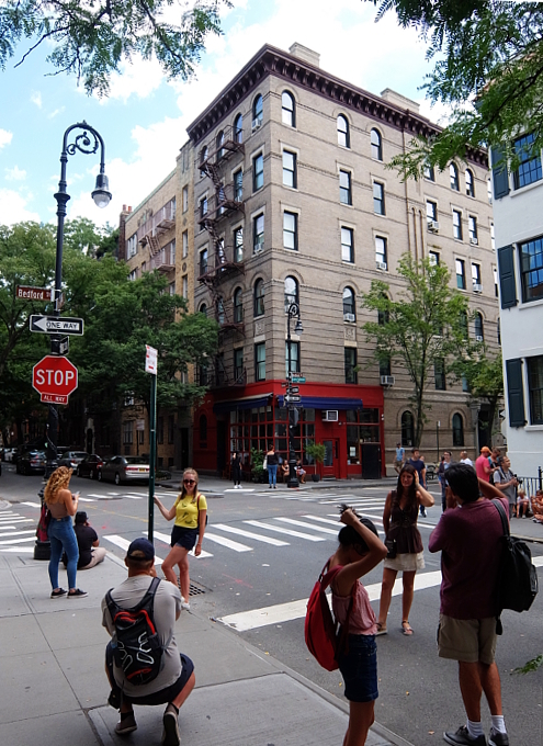 NYで一番有名な『フレンズ』のロケ地、フレンズ・アパートメント（Friends Apartment） : ニューヨークの遊び方