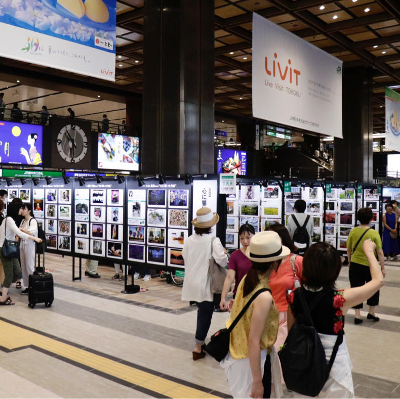 仙台駅で富士フイルムの写真展_c0060143_21085199.jpg
