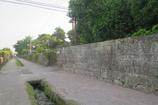 f0202151_22294591.jpg