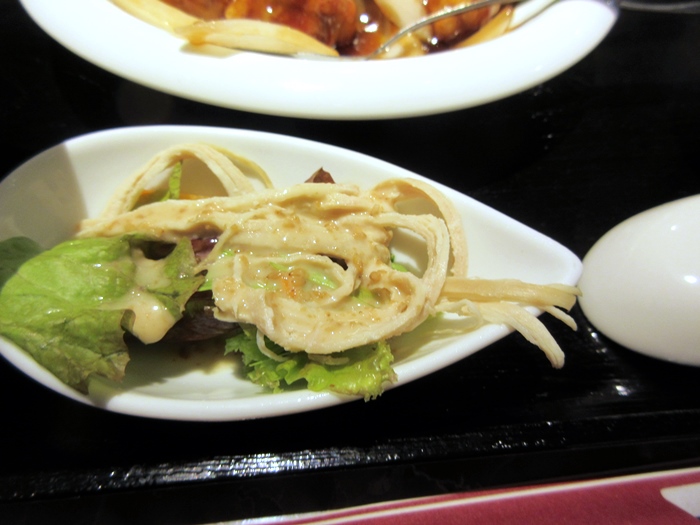 【生まれて初めて食べた衝撃の桃入り酢豚】_b0009849_181422.jpg