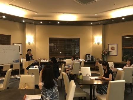 美と豊かさを引き寄せる!魅力あふれる女性になるためのマインド講座_f0228188_21495097.jpg