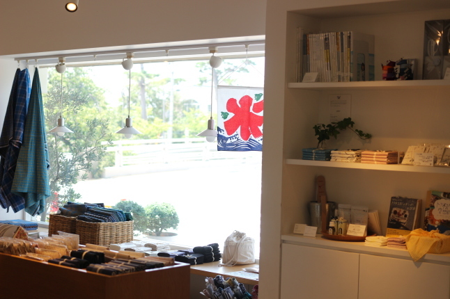 芦屋の「CHECK & STRIPE」と、甲子園の土_f0354014_16472992.jpg
