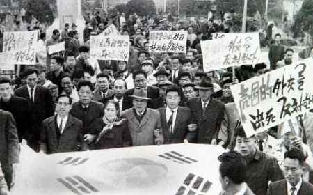 日米地位協定見直しがあるのなら、日韓請求権協定見直しもある_c0315619_14320763.png