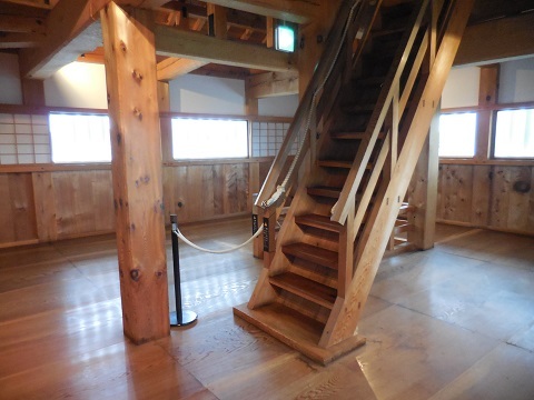 白河小峰城_e0033570_19442199.jpg