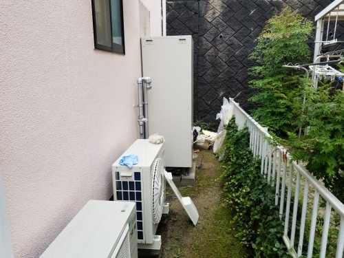 廿日市市 H様邸・エコキュート設置工事_d0125228_03125440.jpg